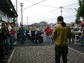 09NATSU-touring01.jpg (39118 �o�C�g)