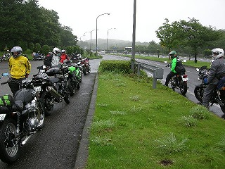 09NATSU-touring02.jpg (40668 �o�C�g)